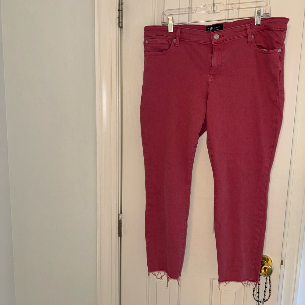 GAP Red Ankle Cropped Jeans Slim Fit